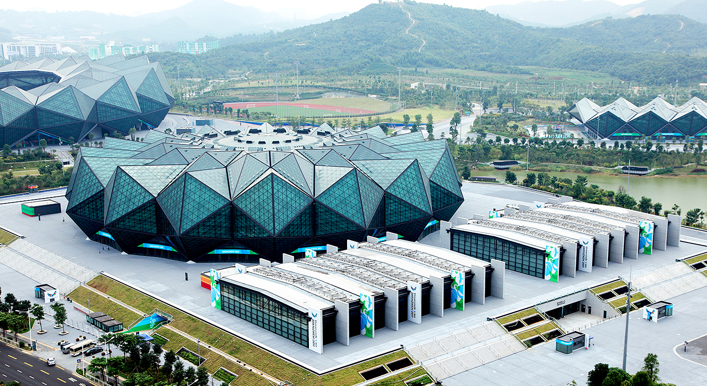 深圳大運中心主體育館